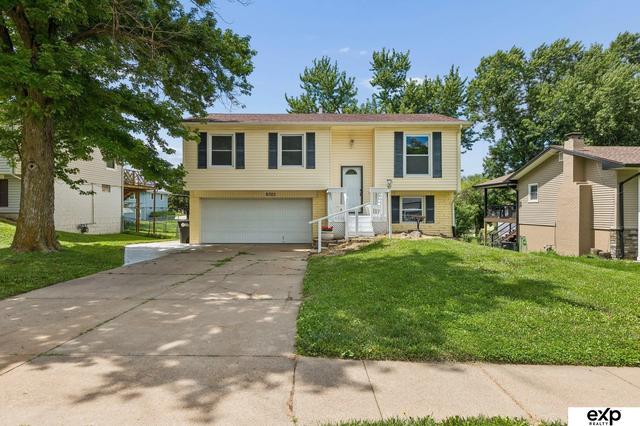 6323 Read St, Omaha, NE 68152