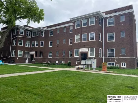 2315 Harney St #203, Omaha, NE 68102