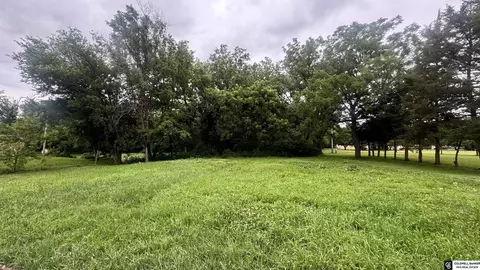 2045 Hawthorne Ave, Crete, NE 68333