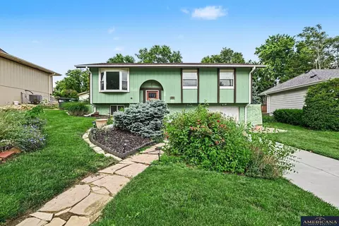 4835 S 102nd St, Omaha, NE 68127