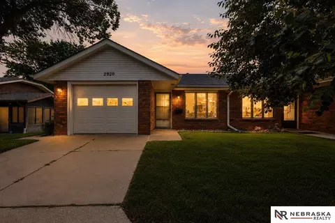 2920 S 51st Street Ct #7, Lincoln, NE 68506