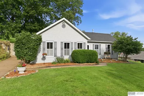 423 S 22nd St, Blair, NE 68008