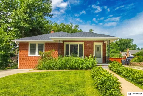 2510 N 51 St, Omaha, NE 68104