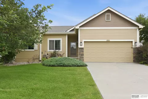 8808 N 156th Ave, Bennington, NE 68007
