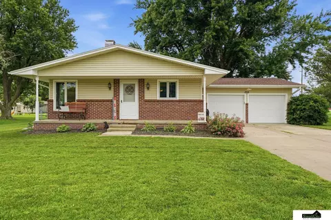 355 Kansas St, Utica, NE 68456