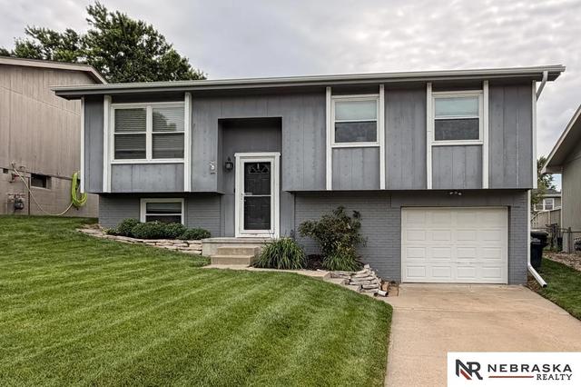 4221 N 131st St, Omaha, NE 68164