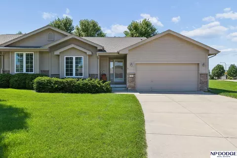 1030 N 185th St, Elkhorn, NE 68022