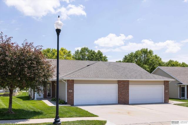 1847 N 175th Ct, Omaha, NE 68118