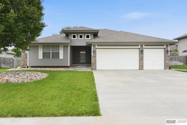 4602 S 198th St, Omaha, NE 68135