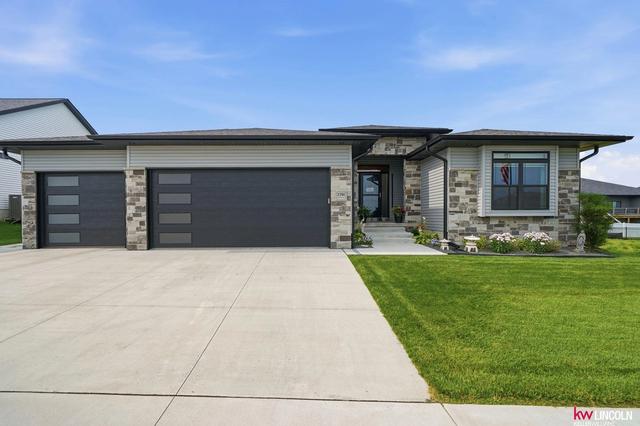 7701 Jimmie Ave, Lincoln, NE 68516
