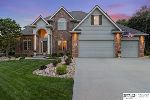 2616 S 191st Cir, Omaha, NE 68130