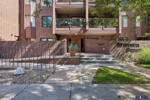 1300 G St #301E, Lincoln, NE 68508
