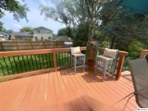 Exterior - 2304 High St, Beatrice, NE 68310 photo 13 of 14