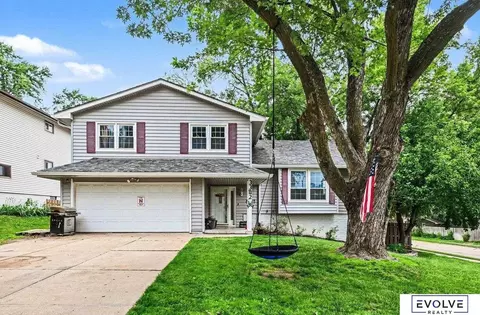 3302 Daniell St, Bellevue, NE 68123
