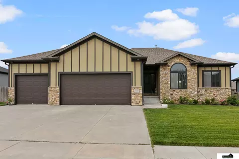 7537 S 79th St, Lincoln, NE 68516