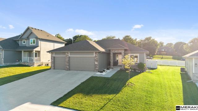 9302 S 71 Ave, Papillion, NE 68133