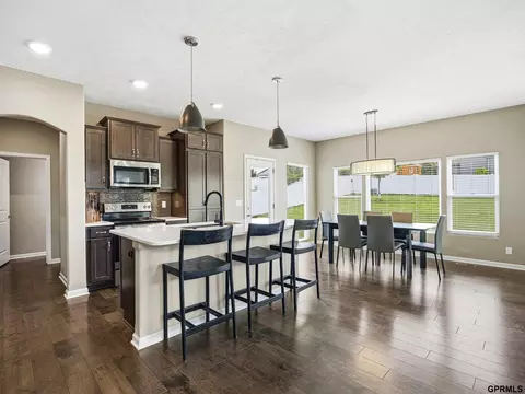 21393 Blaine St, Omaha, NE 68022