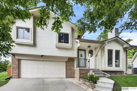 11310 Hartman Cir, Omaha, NE 68164