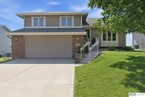 12420 S 218th Ave, Gretna, NE 68028