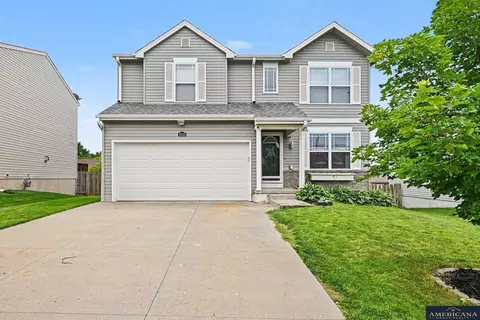 11115 Black St, Omaha, NE 68142