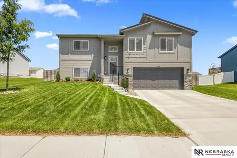 14905 S 18 St, Bellevue, NE 68123