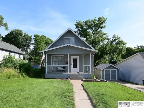 5812 Blondo St, Omaha, NE 68104