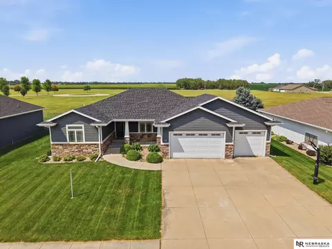 View/Area - 134 Maple St, Seward, NE 68434 photo 4 of 10