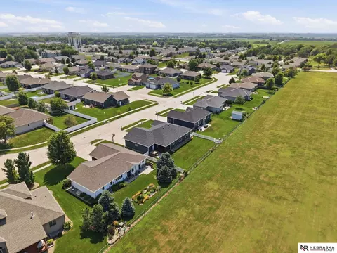 View/Area - 134 Maple St, Seward, NE 68434 photo 9 of 10