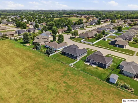 View/Area - 134 Maple St, Seward, NE 68434 photo 8 of 10
