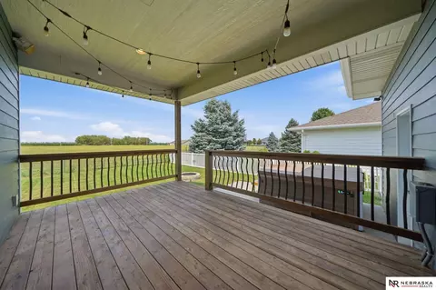 Exterior - 134 Maple St, Seward, NE 68434 photo 7 of 12