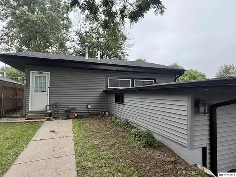 3910 Worthington Ave, Lincoln, NE 68502