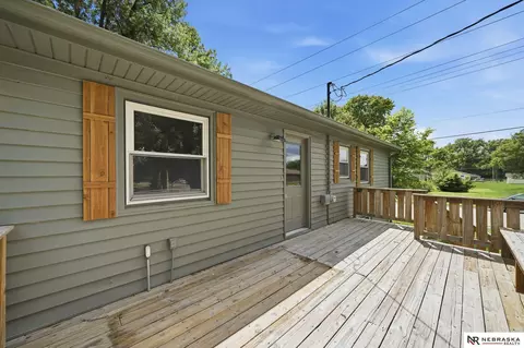 Exterior - 1700 Monroe St, Beatrice, NE 68310 photo 5 of 9