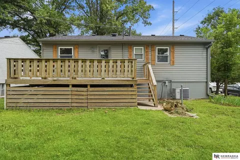Exterior - 1700 Monroe St, Beatrice, NE 68310 photo 8 of 9