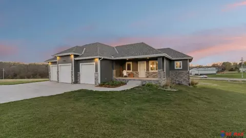 8443 Century Ct, Murray, NE 68409