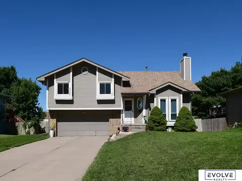 13308 S 34th St, Bellevue, NE 68123