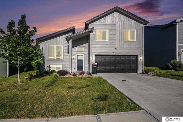 7914 N 113th Ave, Omaha, NE 68142