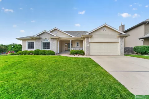 4632 S 175 Ave, Omaha, NE 68135