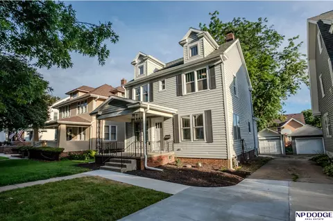 3329 Hickory St, Omaha, NE 68105