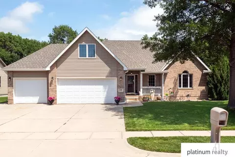 1406 Barber St, Fremont, NE 68025