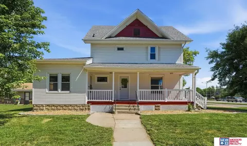 5842 Cleveland Ave, Lincoln, NE 68507