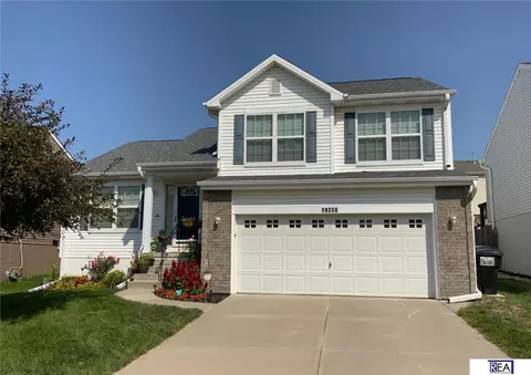 19358 Laci St, Omaha, NE 68135