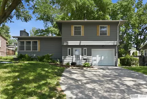 9634 Spaulding St, Omaha, NE 68134