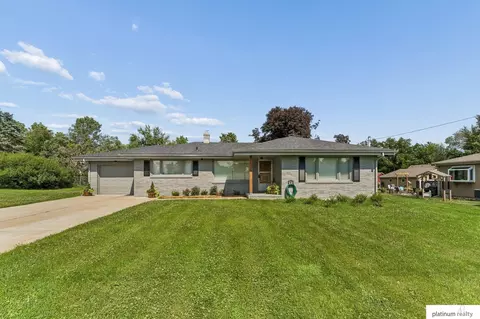 11521 N Post Rd, Omaha, NE 68112