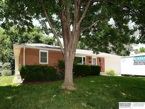 1731 N 63rd St, Lincoln, NE 68505