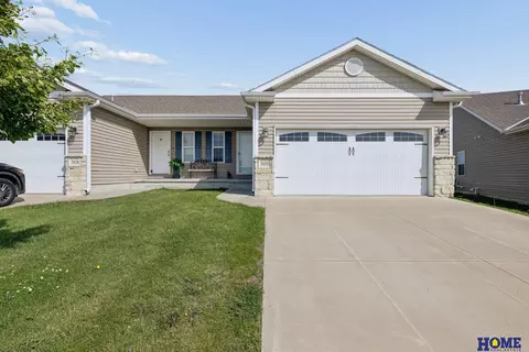3120 King Ridge Ct, Lincoln, NE 68504