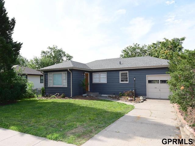 5625 South St, Lincoln, NE 68506