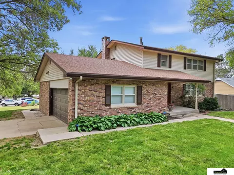 3121 Loveland St, Lincoln, NE 68502