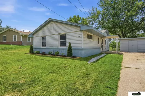5433 W Zeamer St, Lincoln, NE 68524