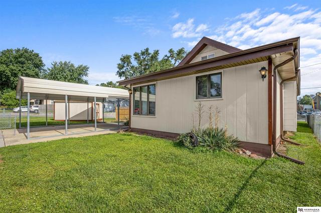 6517 Gilmore Ave, Omaha, NE 68107
