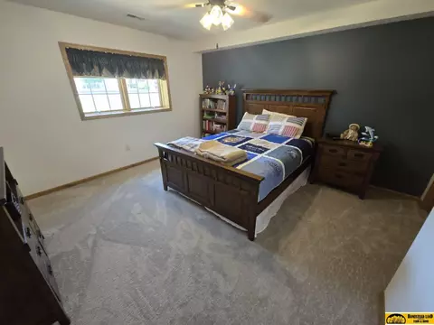 613 Springview Cir, Beatrice, NE 68310 photo 20